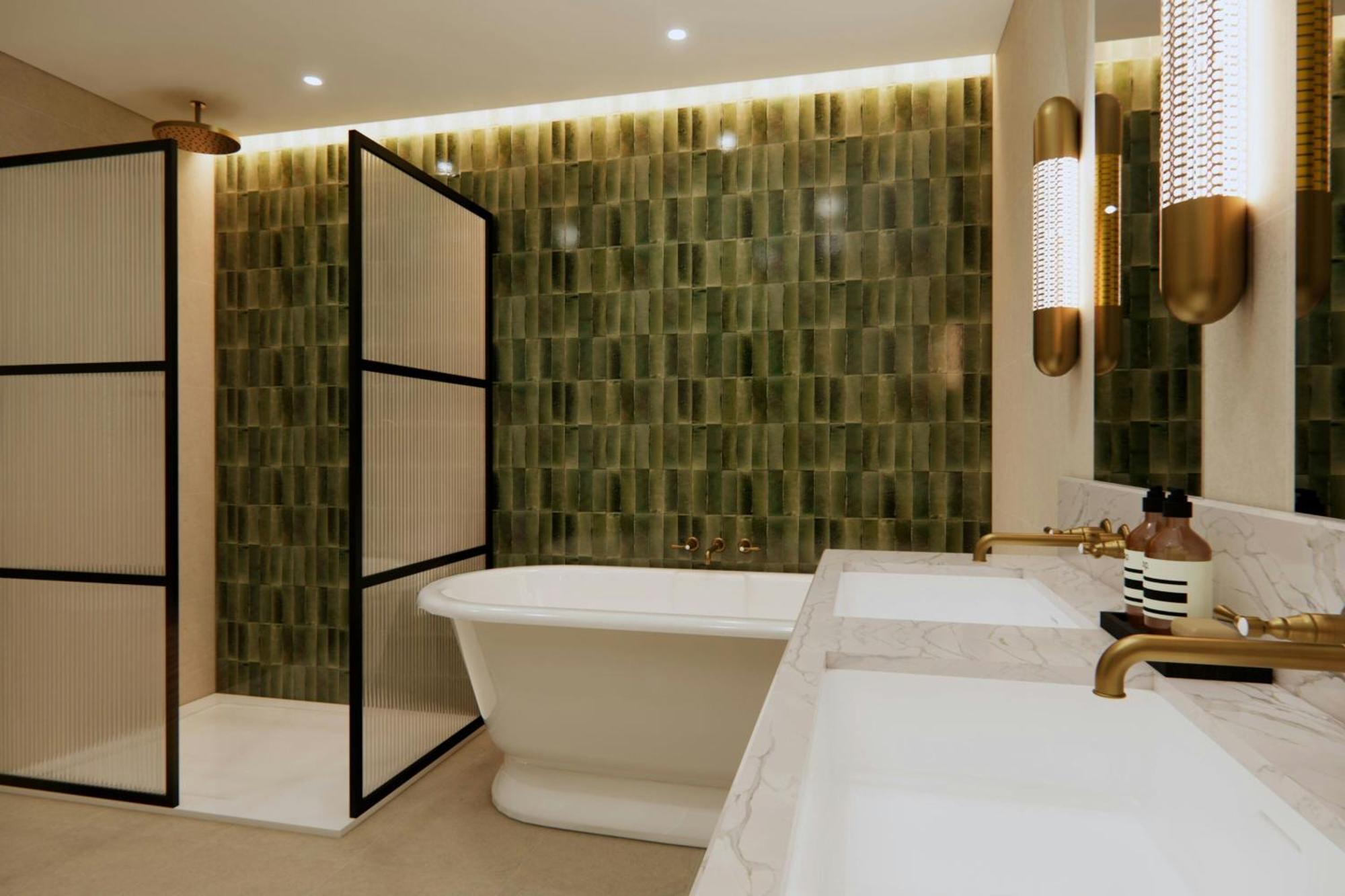 Family Hydeaway Room with Two King Beds and City View